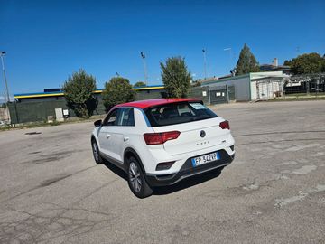 Volkswagen T-Roc - 3