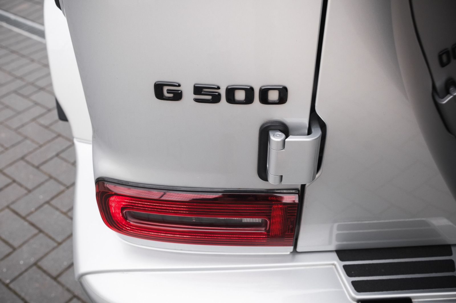 Fahrzeugabbildung Mercedes-Benz G 500-Burmester-Manufaktur-Leder-Night-Paket