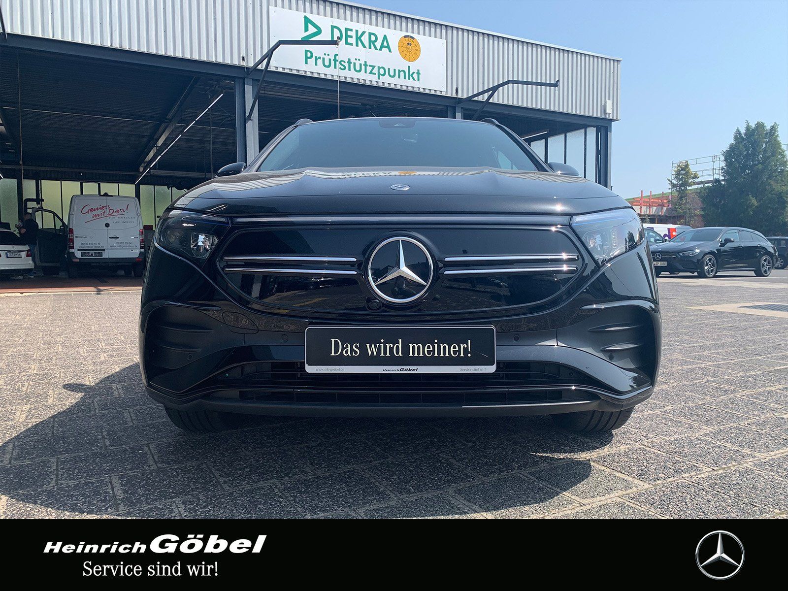 Fahrzeugabbildung Mercedes-Benz EQA 300 AMG Line 4Matic