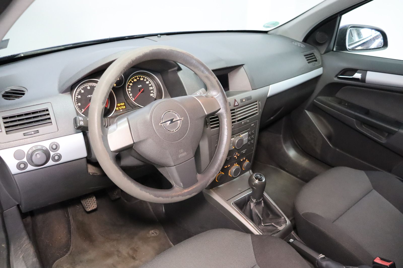 Fahrzeugabbildung Opel Astra 1.6 Twinport * Klima.*Tempo*PDC