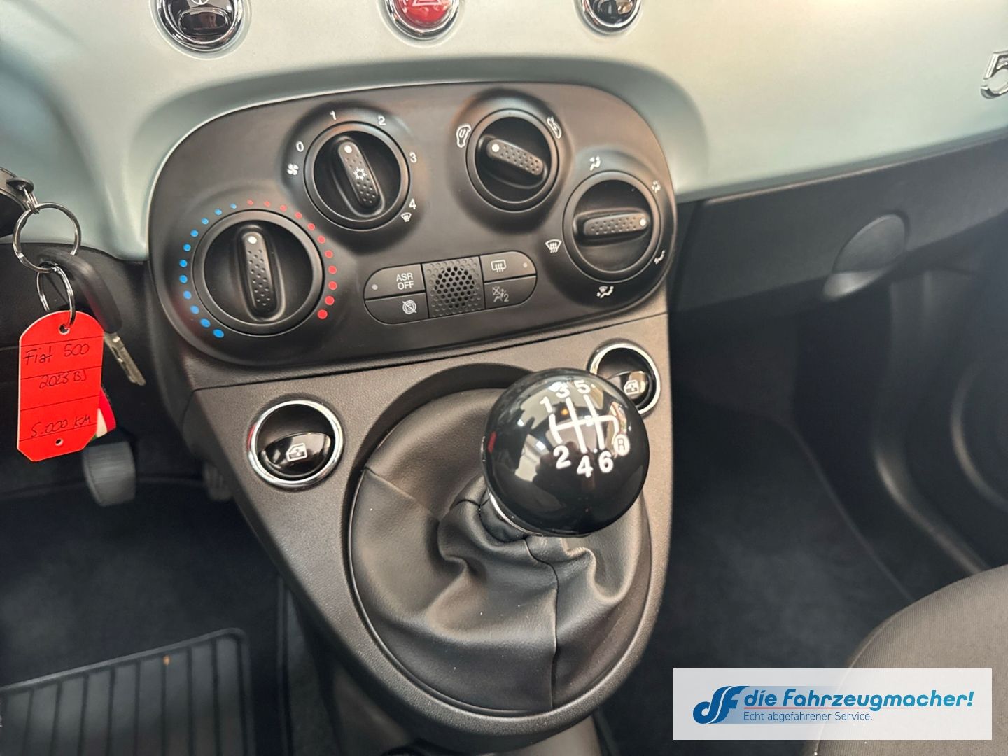 Fahrzeugabbildung Fiat 500 Cabrio Dolcevita 1.0 Mild Hybrid 5tkm Navi A