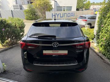 Toyota Avensis - 7