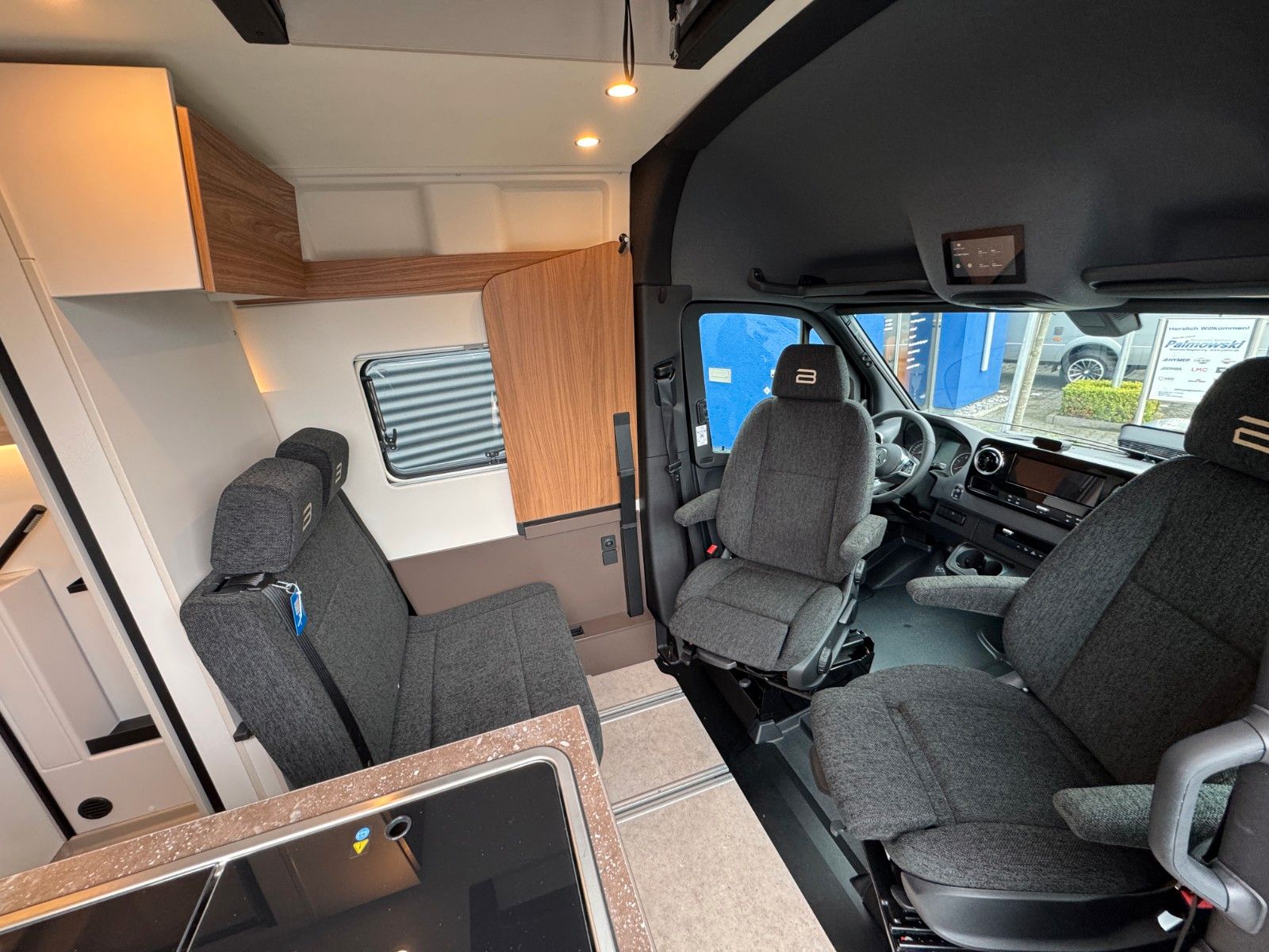 Fahrzeugabbildung Bürstner Habiton HMX 4x4 Schlafdach SIE SPAREN € 8.008,-!