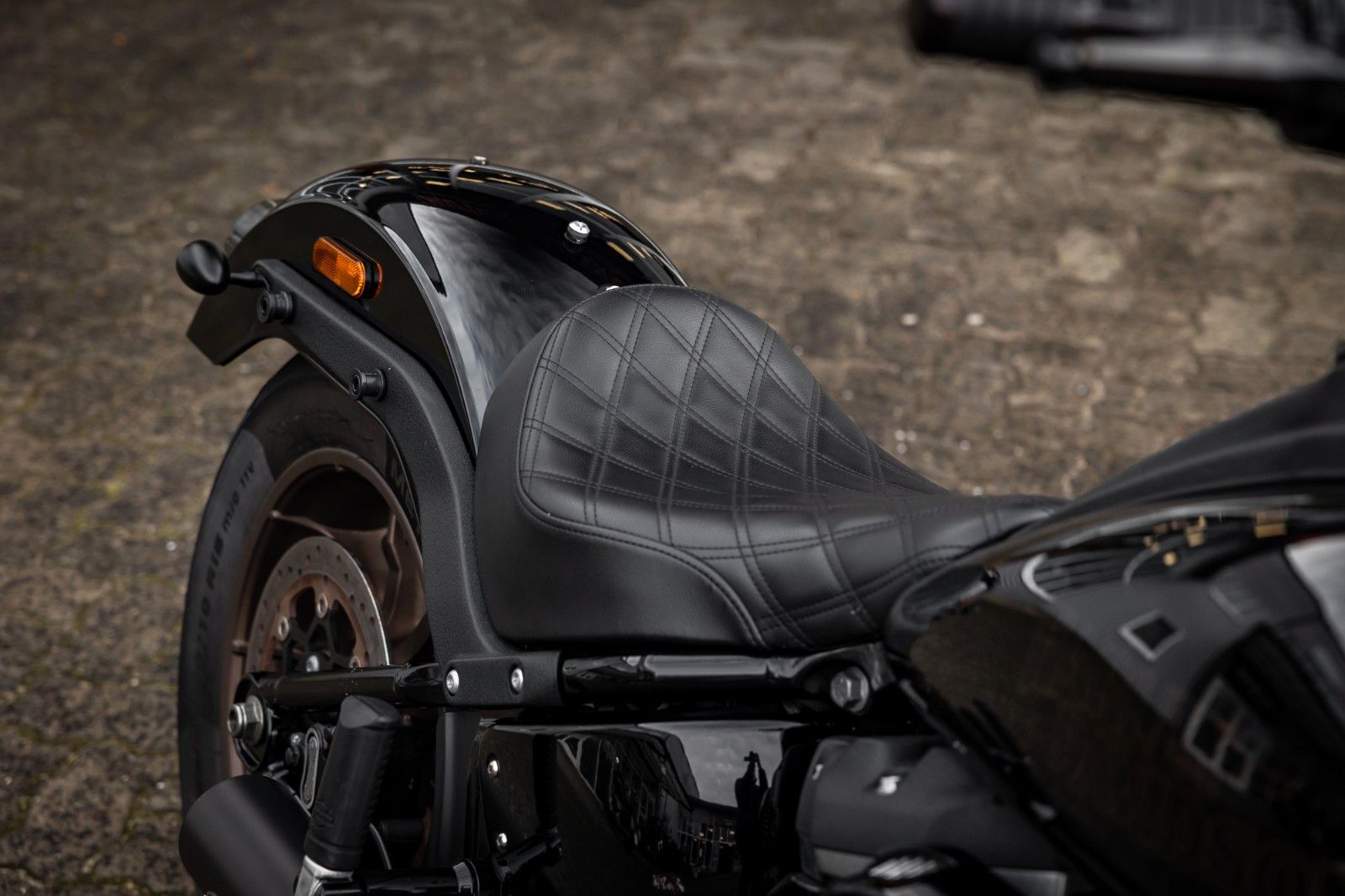 Fahrzeugabbildung Harley-Davidson LOW RIDER S FXLRS CLUBSTYLE - Jekill & Hyde