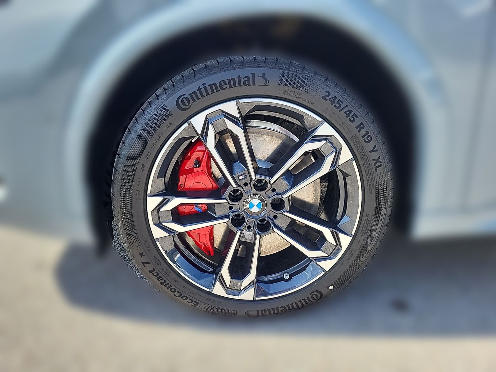 BMW iX2 - Bild 4