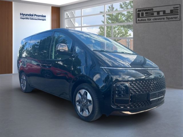 Fahrzeugabbildung Hyundai STARIA Signature 4WD 7-Sitzer El. Panodach Navi