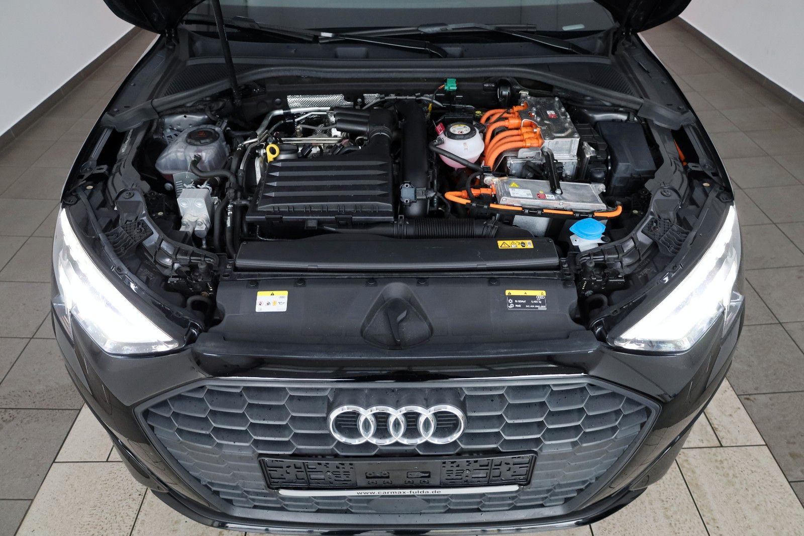 Fahrzeugabbildung Audi A3 40 TFSIe Sportback ACC,LED,CarPlay,SH,PDC