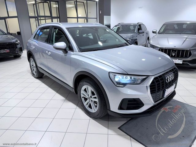 AUDI AUDI Q3 35 TDI S tronic Business SPORT