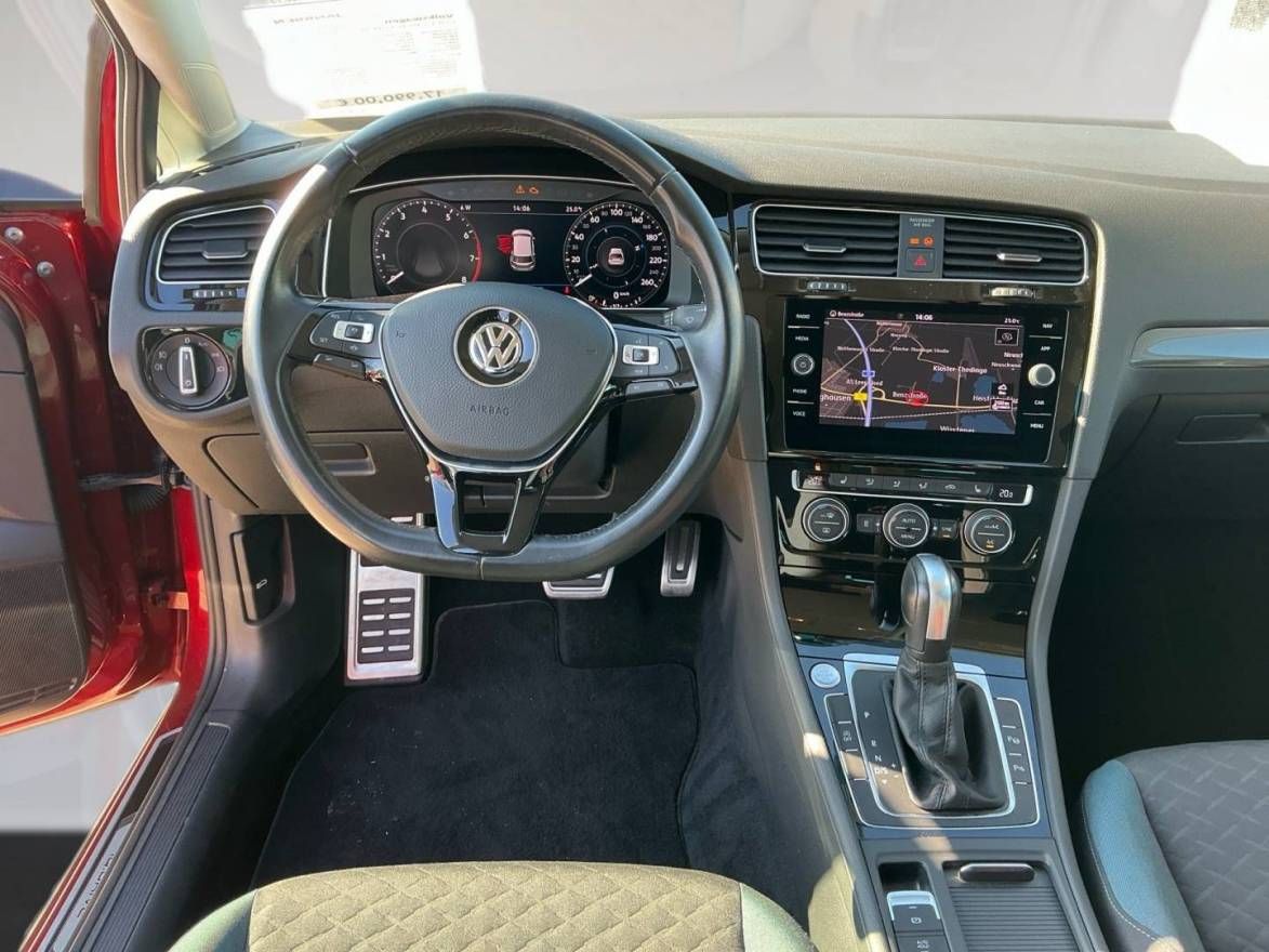 Fahrzeugabbildung Volkswagen Golf 1.5 TSI ACT OPF DSG IQ Drive
