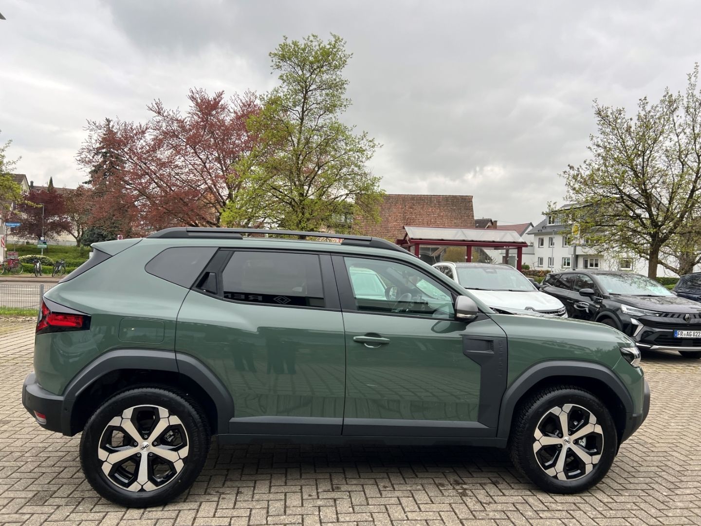 Fahrzeugabbildung Dacia Duster III TCe 130 Journey 4x4 1.2 Mild-Hybrid E