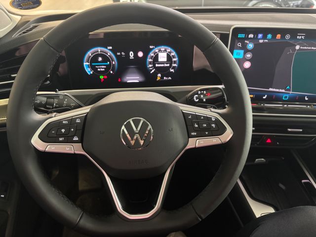 Passat Elegance 2,0 l TDI DSG *AHK*Business-Pack