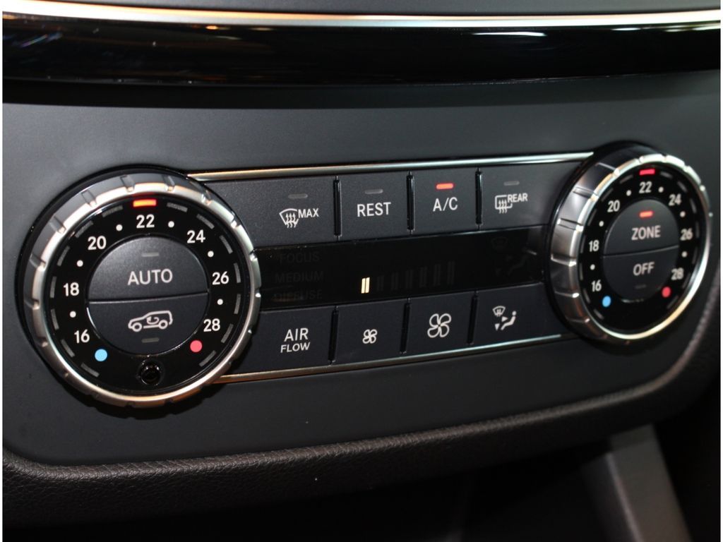 Fahrzeugabbildung Mercedes-Benz GLE 350 d Coupe 4Matic AMG-Line*AHK*Distronic