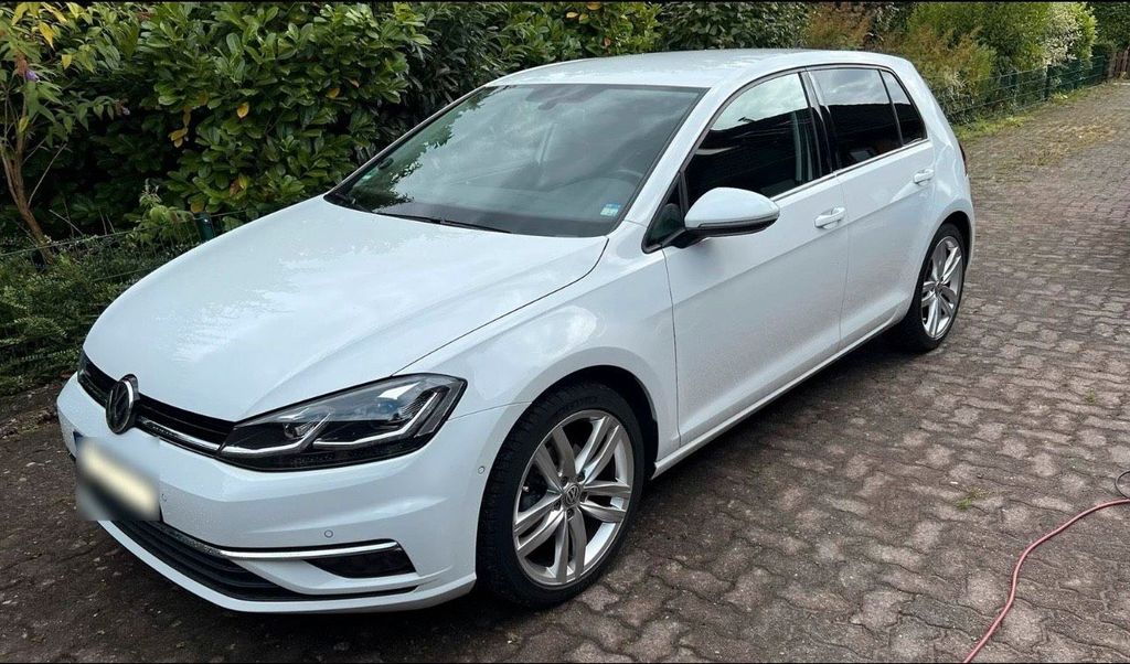 Image of Volkswagen Golf