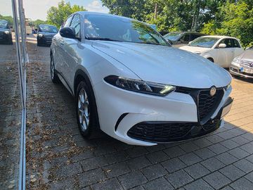 Alfa-Romeo Tonale - 12