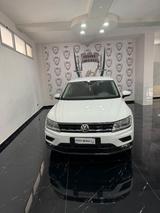 Volkswagen Tiguan 1.6 TDI SCR Urban BlueMotion T - Volkswagen Tiguan: TDI Bluemotion