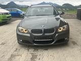 BMW 325i Touring -LCI - BMW 325 mit Benzin-Antrieb: Kombi