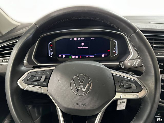 Tiguan Allspace 2.0 TDI DSG LIFE 7 SITZE+NAV+AHK