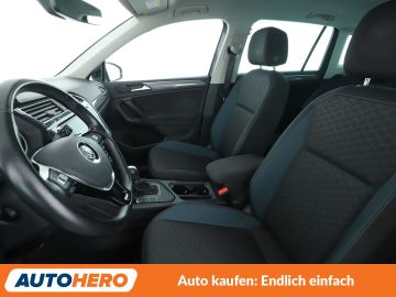 Volkswagen Tiguan - 10