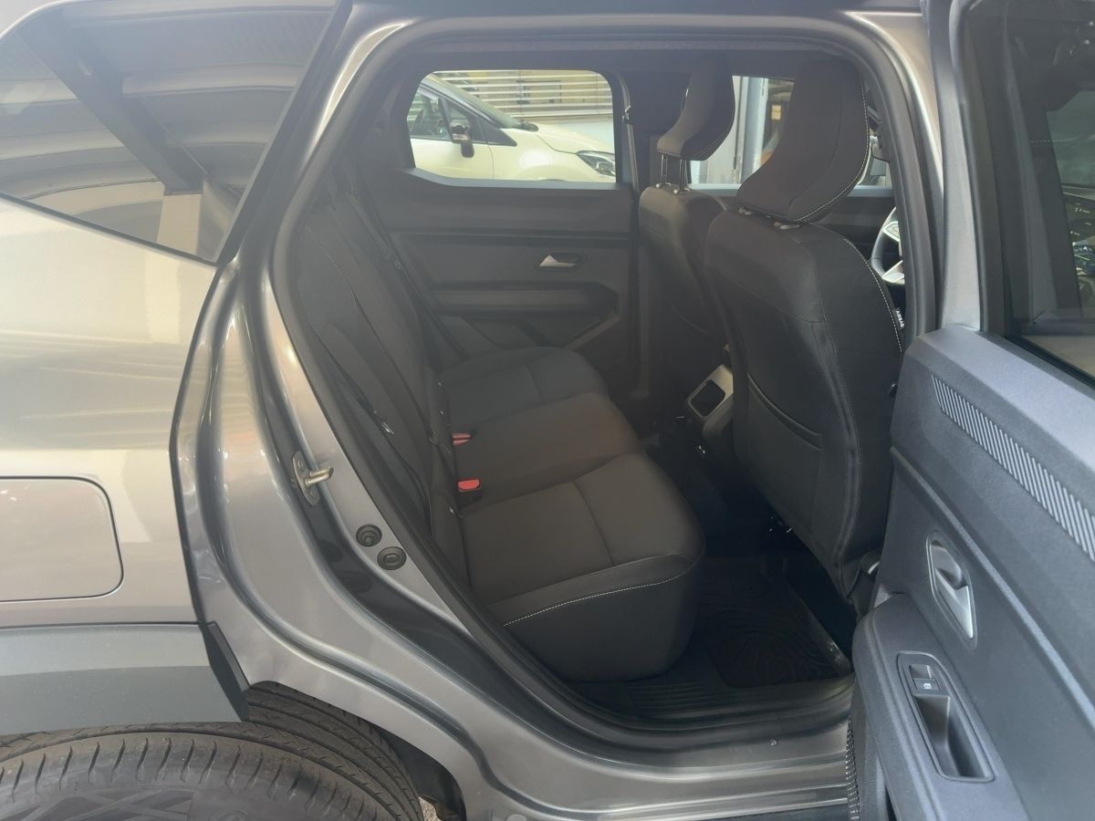 Fahrzeugabbildung Dacia Duster TCe 130 Journey Winter+Citypaket