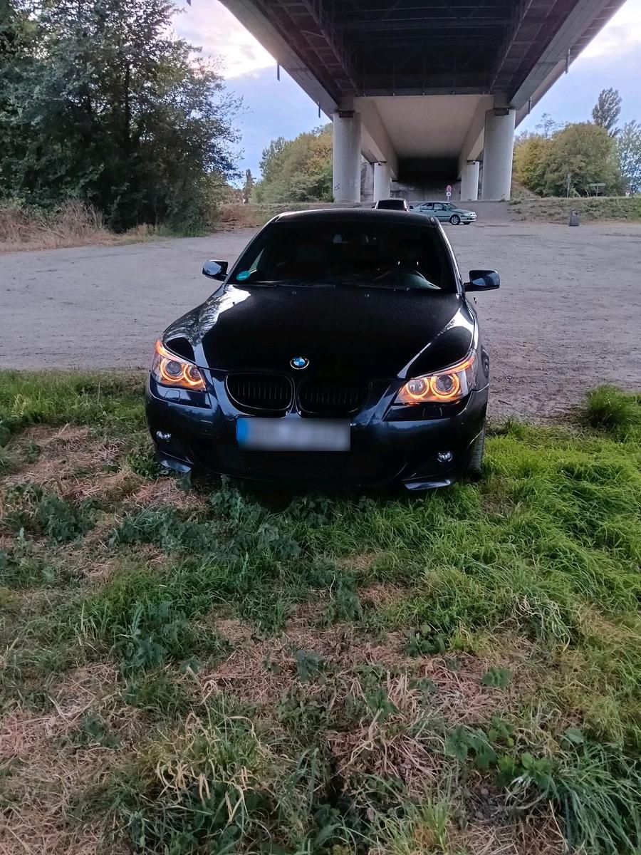 BMW 525