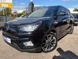Ssangyong Tivoli 1.6 e-XDi 160 FORWARD 2WD - schwarze Ssangyong Tivoli