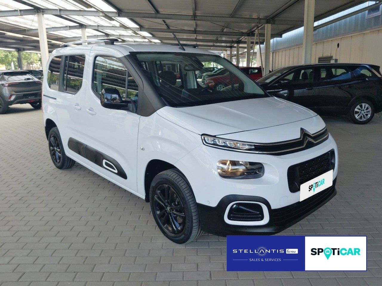 Citroën Berlingo MPV Shine 1.5 BHDI Standhzg.*AHK*RFK imagem 3