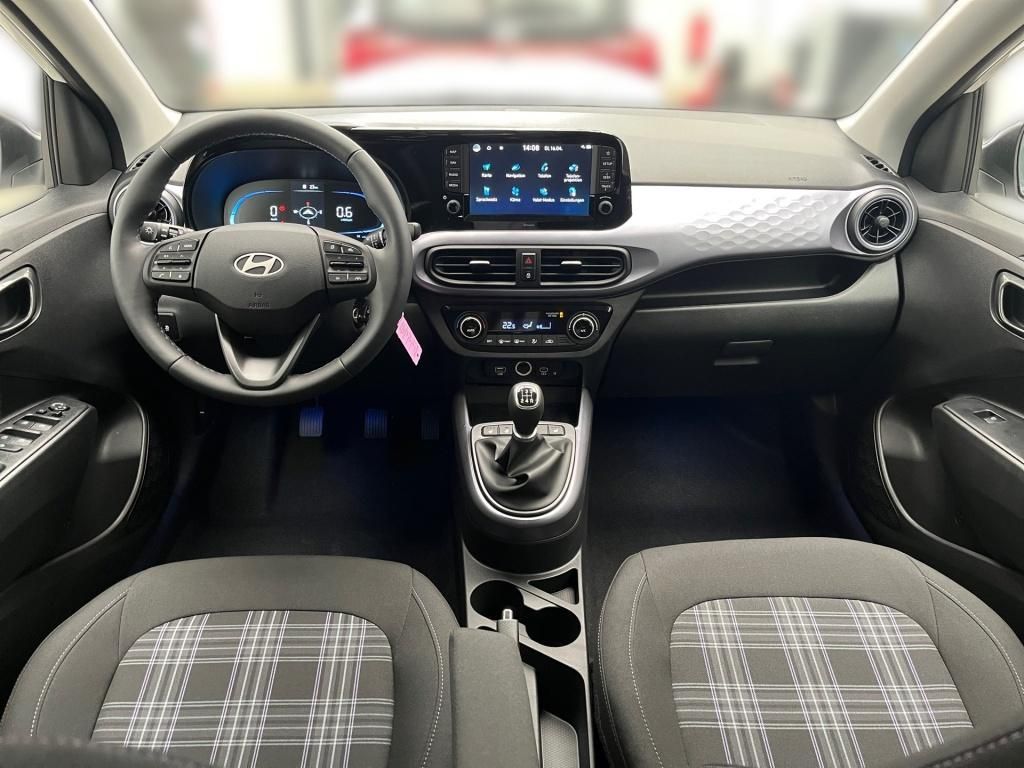 Fahrzeugabbildung Hyundai i10 FL (MJ24) 1.2 Benzin M/T Prime KlimaA Navi