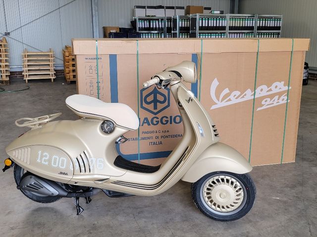 Vespa 946 Dragon125ie!! + 3J. Garantie!! Versand