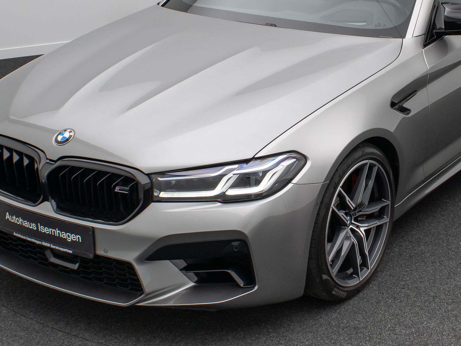 Fahrzeugabbildung BMW M5 Competition Laser 360°DAB SoftCl Glasdach AHK