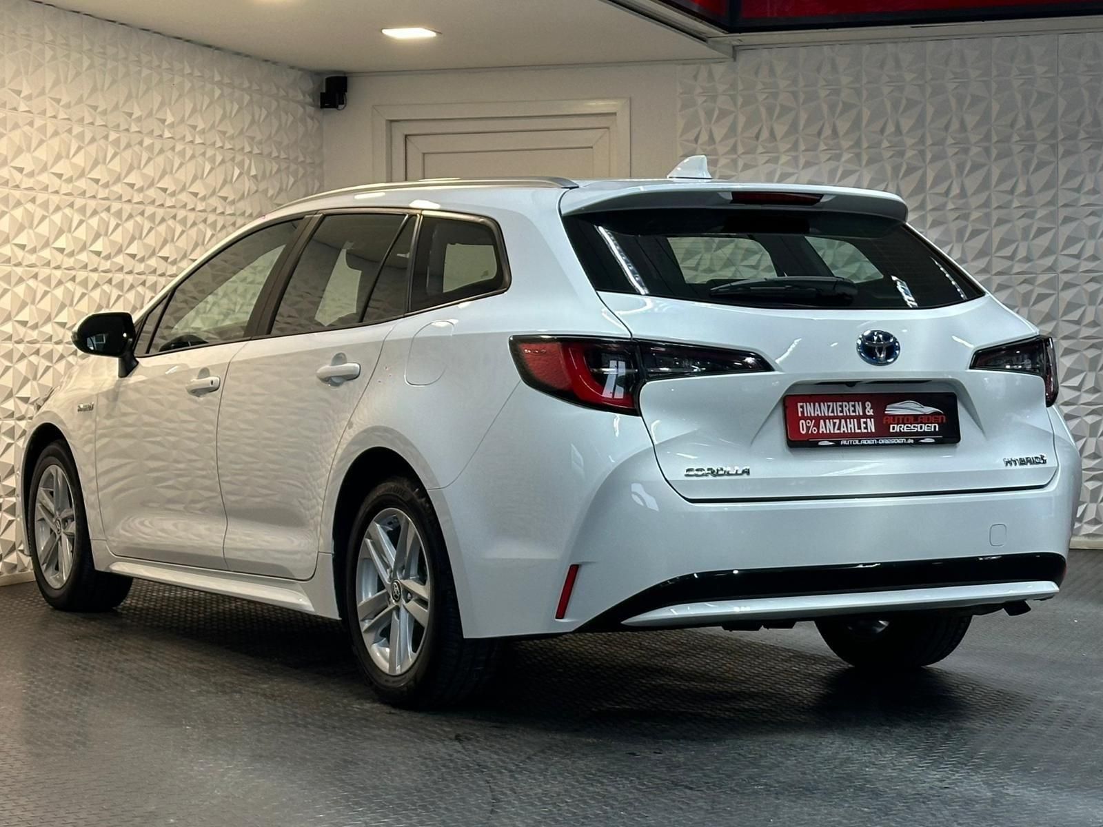 TOYOTA Corolla 1.8 HYBRID BUSINESS EDITION* LED#SHZ#LH - Image 5