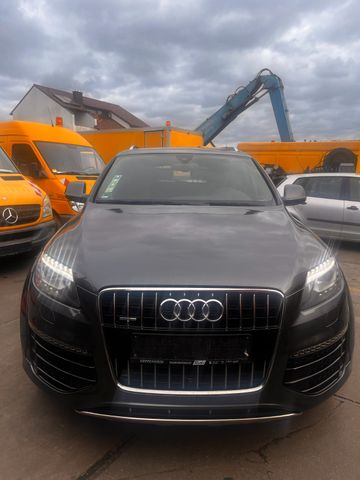 Audi 4.2 TDI quattro 7-Sitze Panorama Standhz. S-line