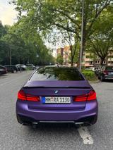 BMW 520d A - - BMW 520 mit Diesel-Antrieb: Limousine