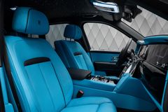 Cullinan Series II 2025 WHITE/TIFFANY 4 SEATS