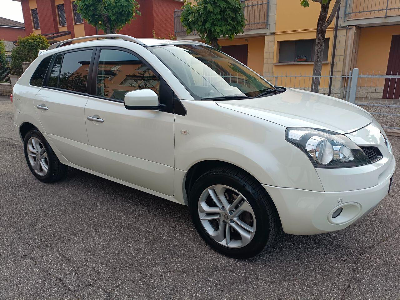 Renault Koleos 2010 — photo 5