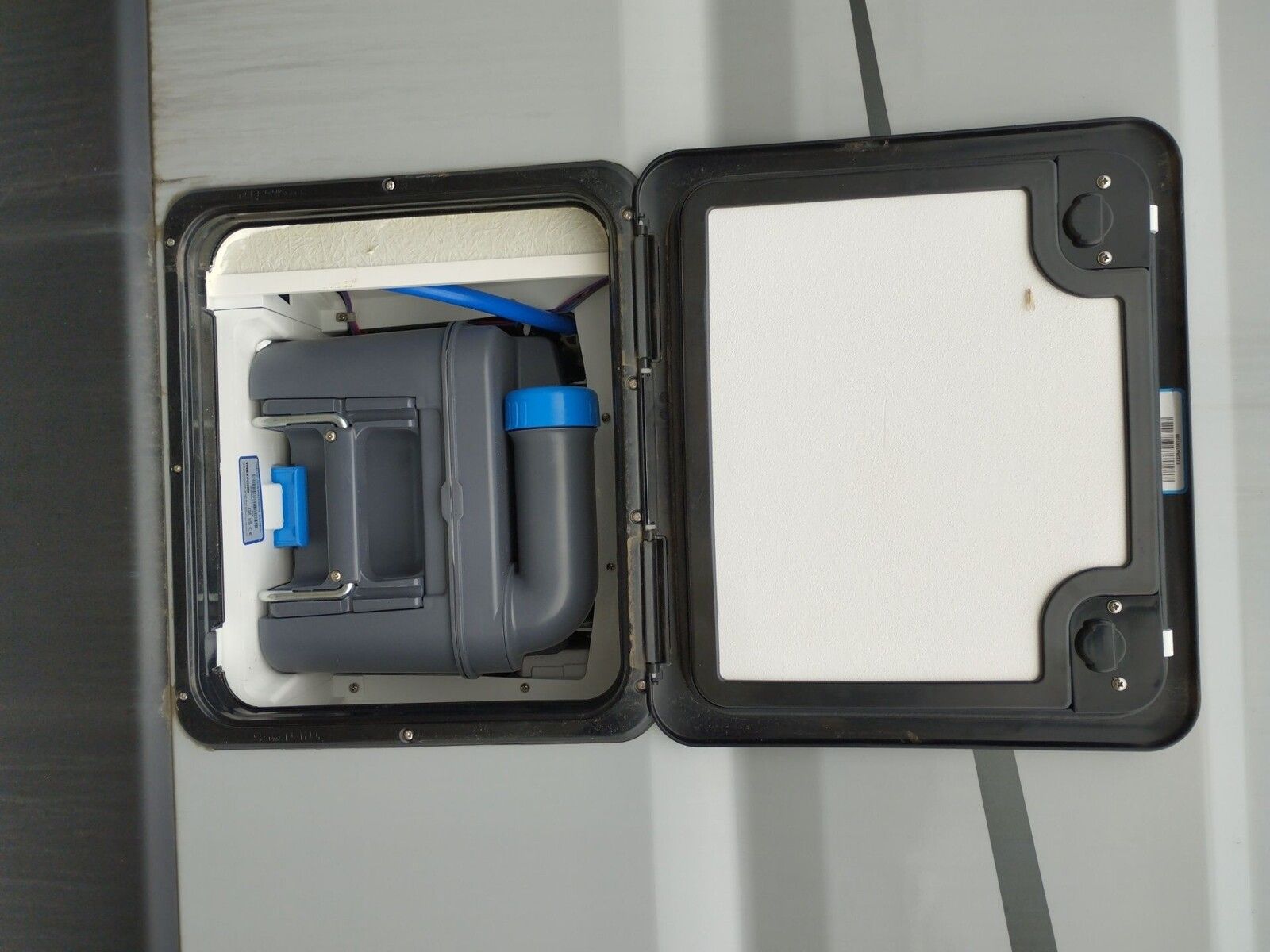 Fahrzeugabbildung Karmann Dexter DE 600 Concept Paket