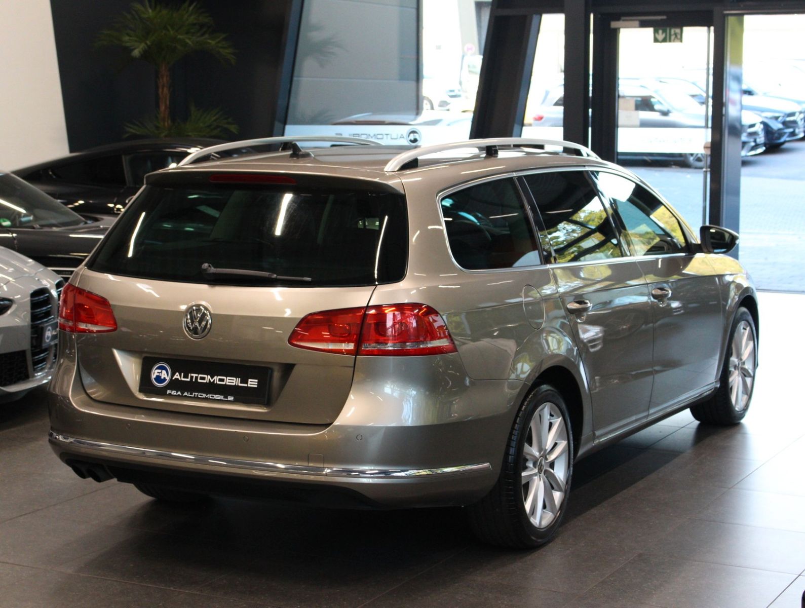 Fahrzeugabbildung Volkswagen Passat Highline BlueMotion Sitzklma+Pano+Massage