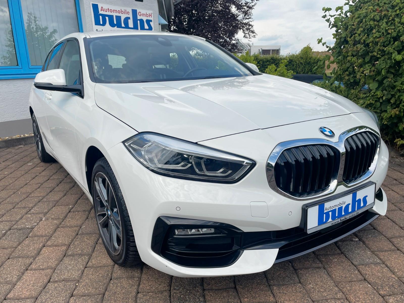BMW 118i Sport Line DAB LED Sportsitze Navi