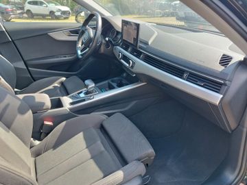 Audi A4 - 12
