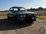 BMW E30 320 i VFL H-Zulassung  - BMW 320 aus 1988 mit Benzin-Antrieb: Cabrio