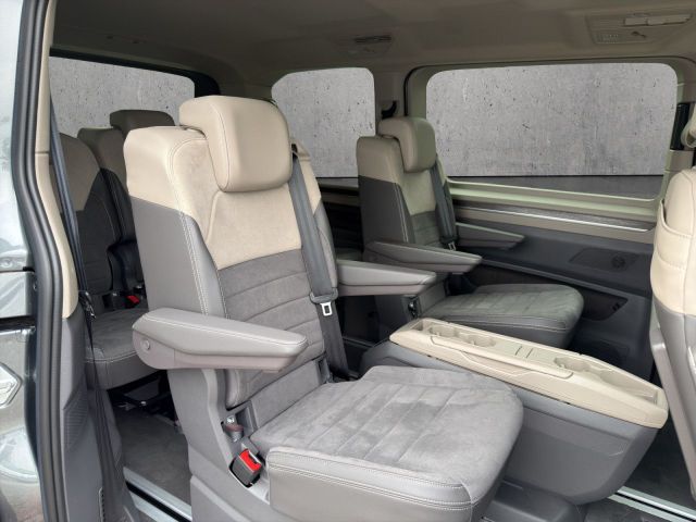 T7 Multivan 2.0 TDI DSG Style Bluetooth Navi LED