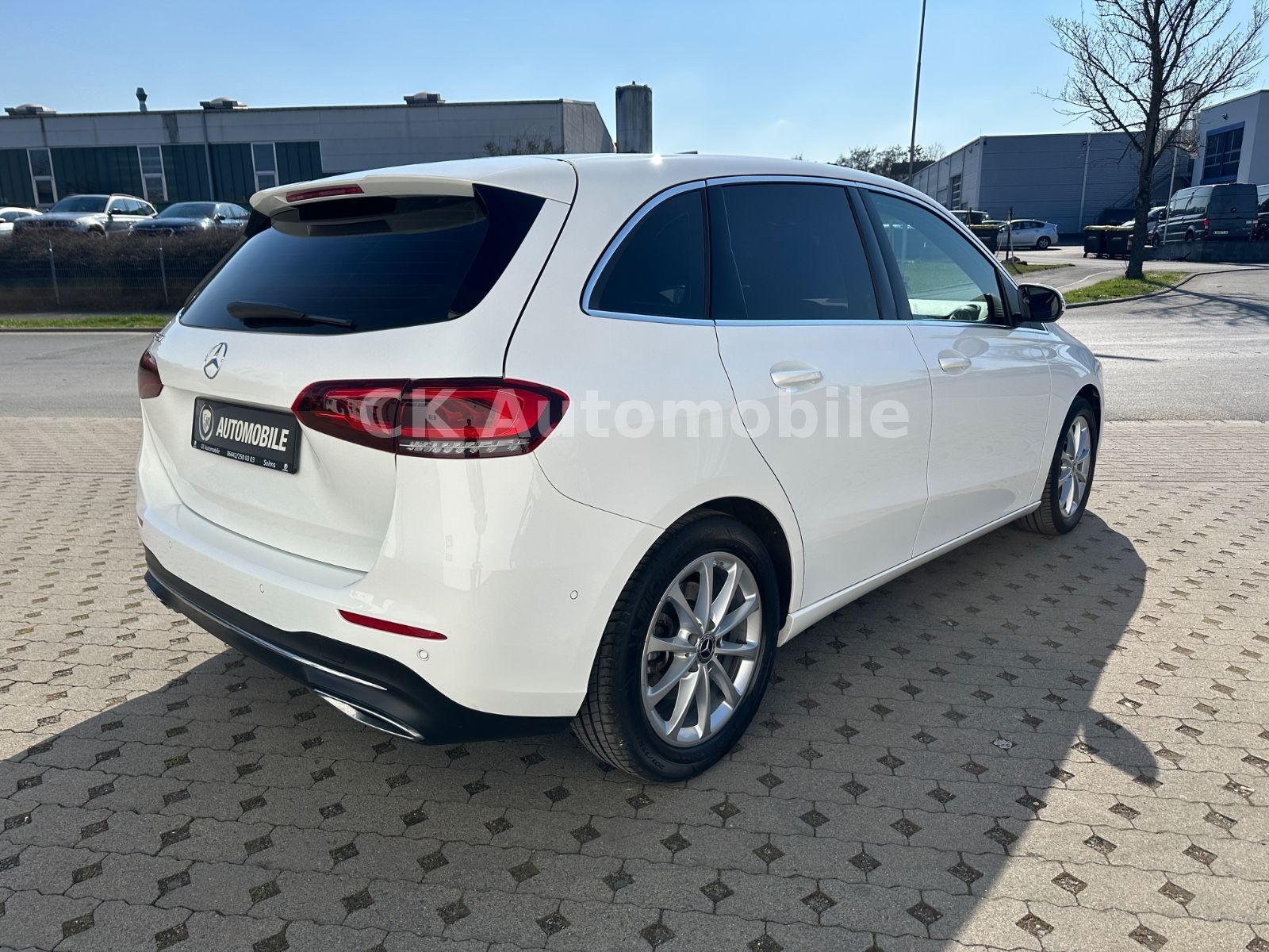 Fahrzeugabbildung Mercedes-Benz B 220 Progressive/Automatik/Navi/LED/Kamera