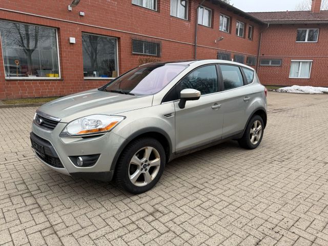 Ford Kuga Titanium 4x4 - Navi - Panorama - Sitzheizun