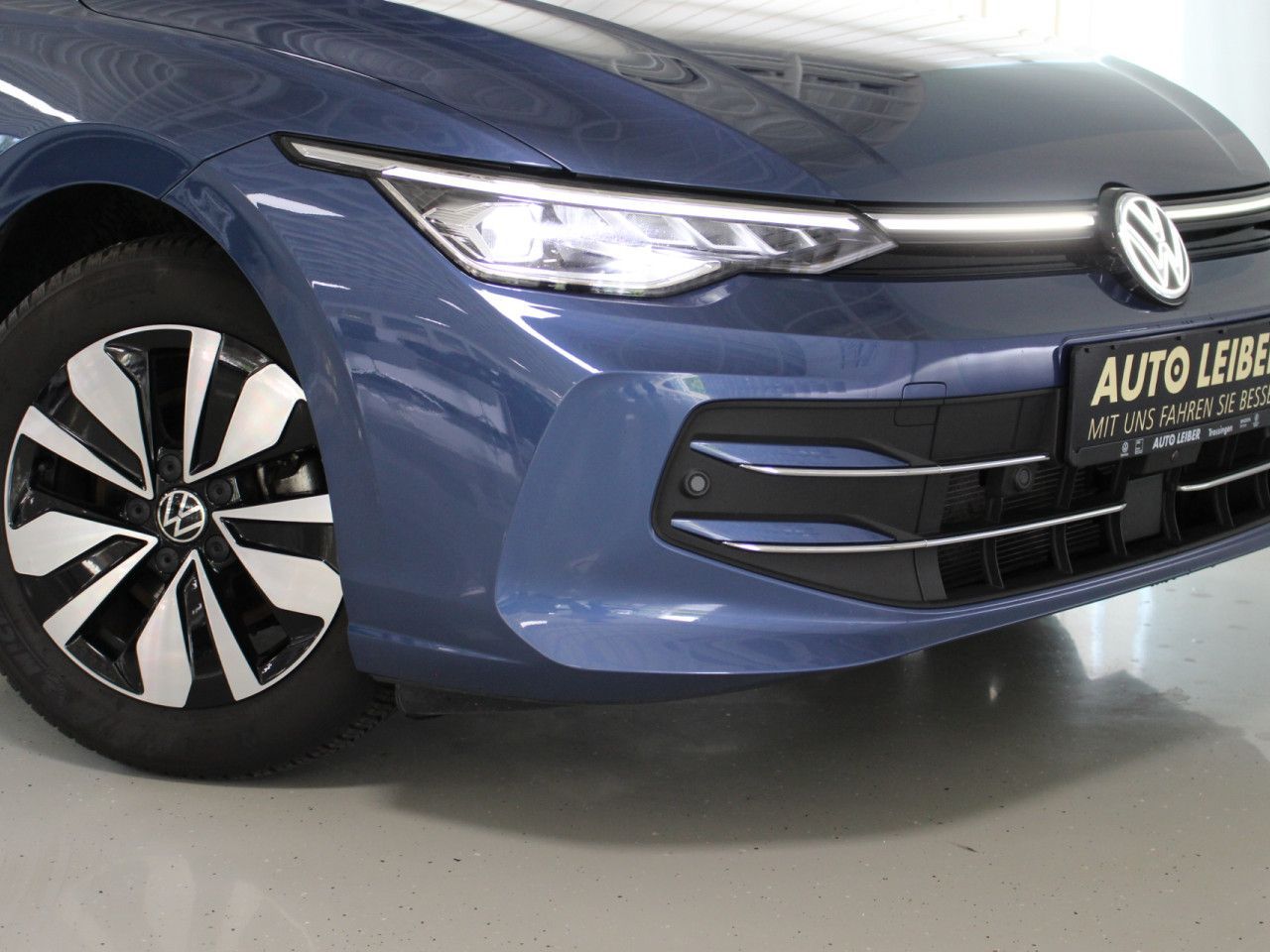 Fahrzeugabbildung Volkswagen Golf Variant 1.5 eTSI Goal 360/AHK/Navi/ACC