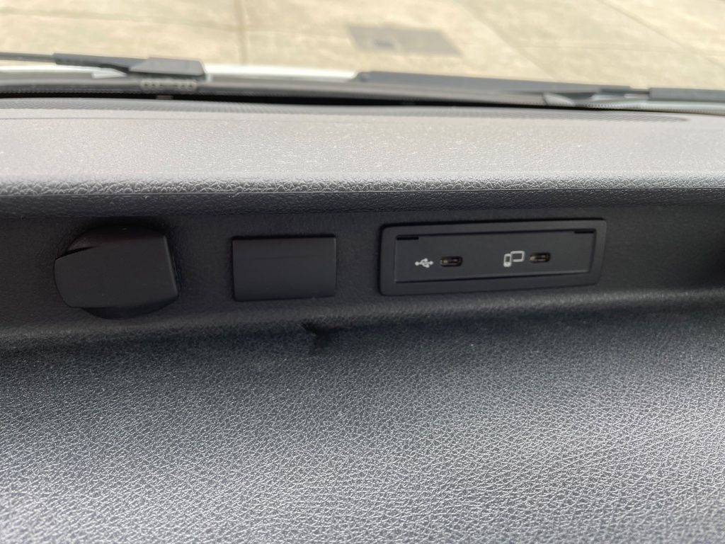 Fahrzeugabbildung Mercedes-Benz Sprinter 215 CDI Pritsche Kompakt AHK, Klima