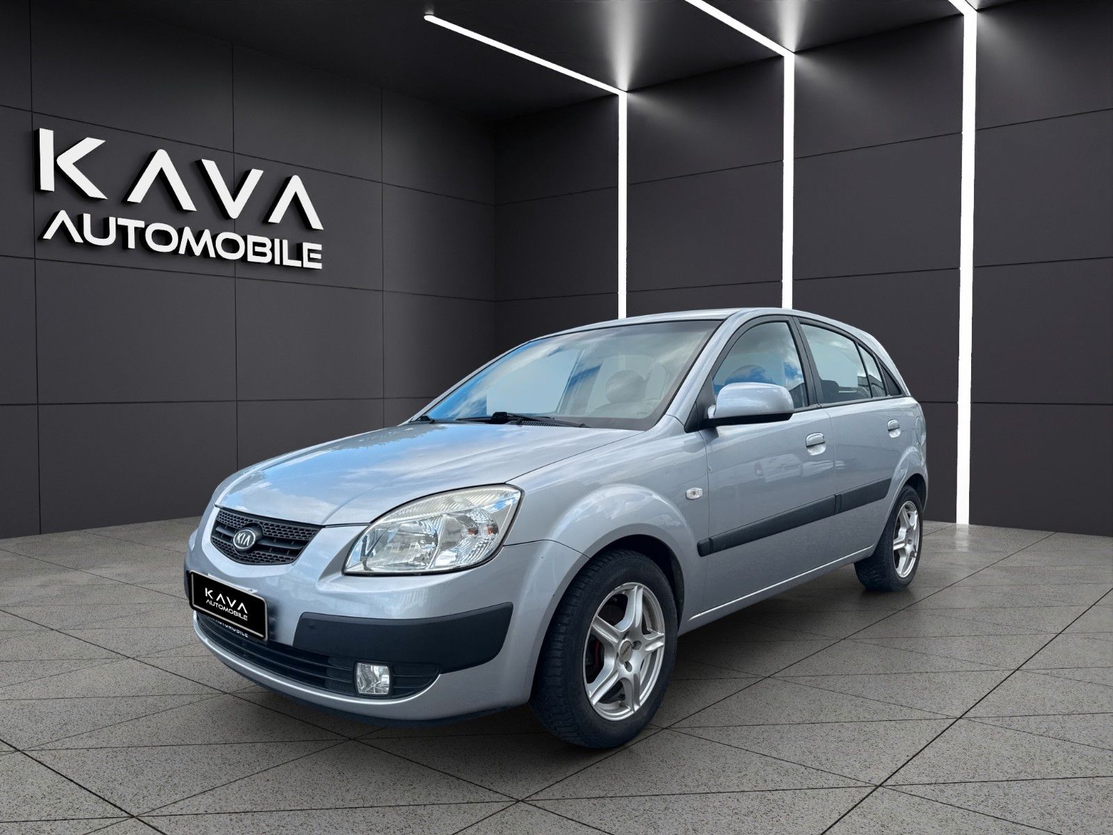 KIA Rio im Fahrzeugbestand von Kava Automobile