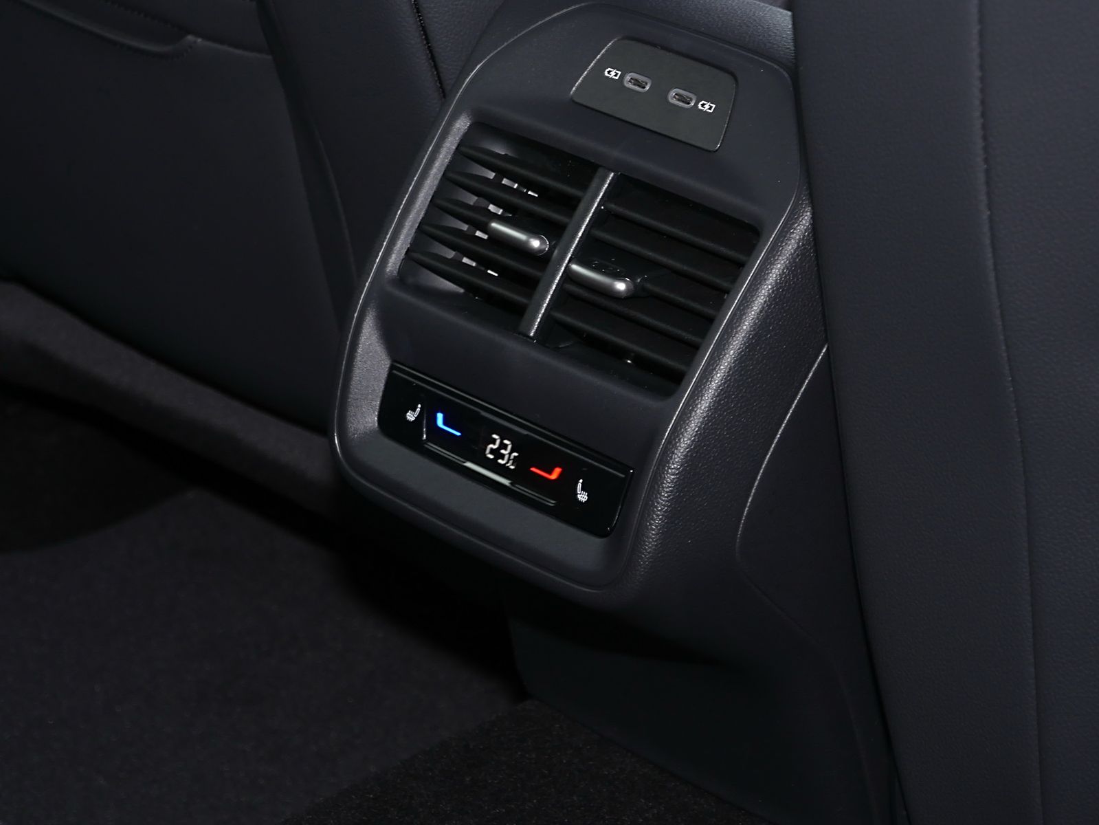 Skoda Superb - Bild 12