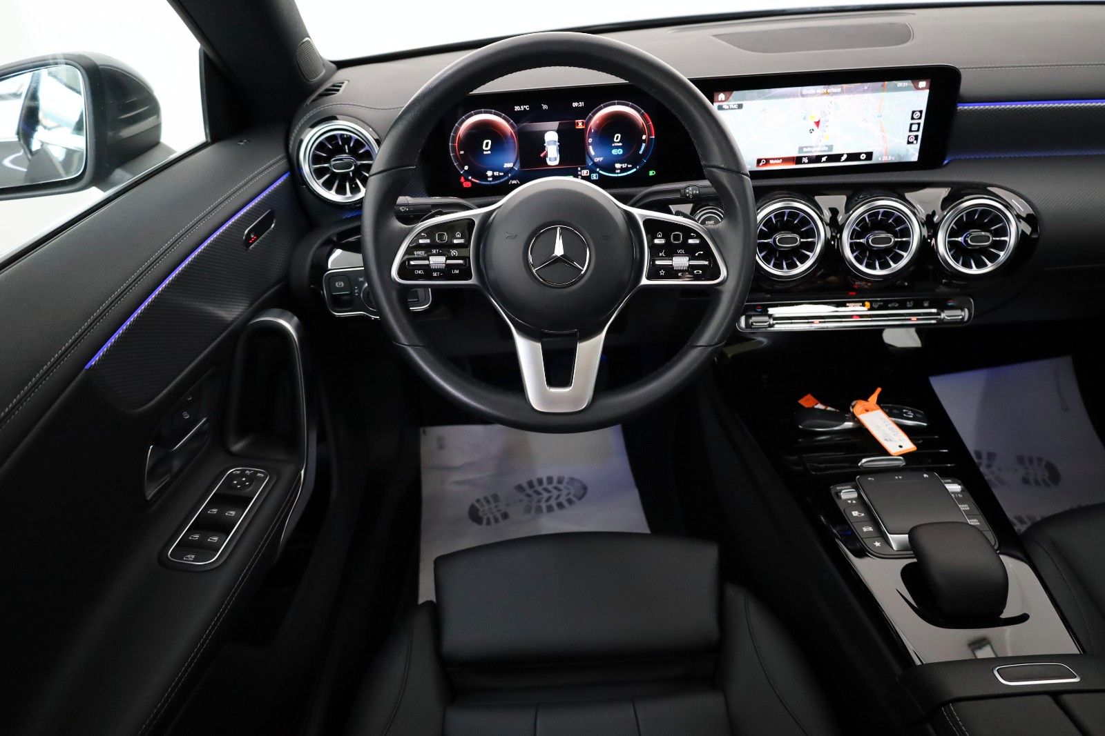 Fahrzeugabbildung Mercedes-Benz CLA 250e Progressive Coupe,Leder,Navi,LED,Kamera