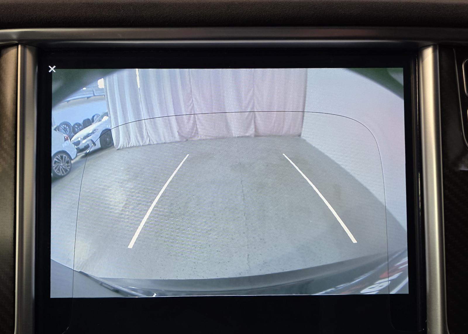 TESLA MODEL S P85D PERFORMANCE 700CH - SUPERCHARGE GRATUITE - HAYON ÉLECTRIQUE - TOIT PANORAMIQUE - SOH 90%