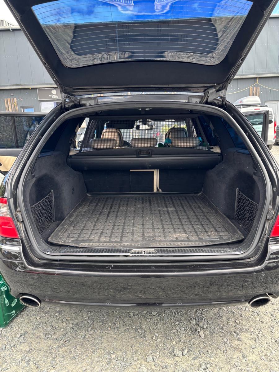 Mercedes-Benz E220 2009 — photo 11