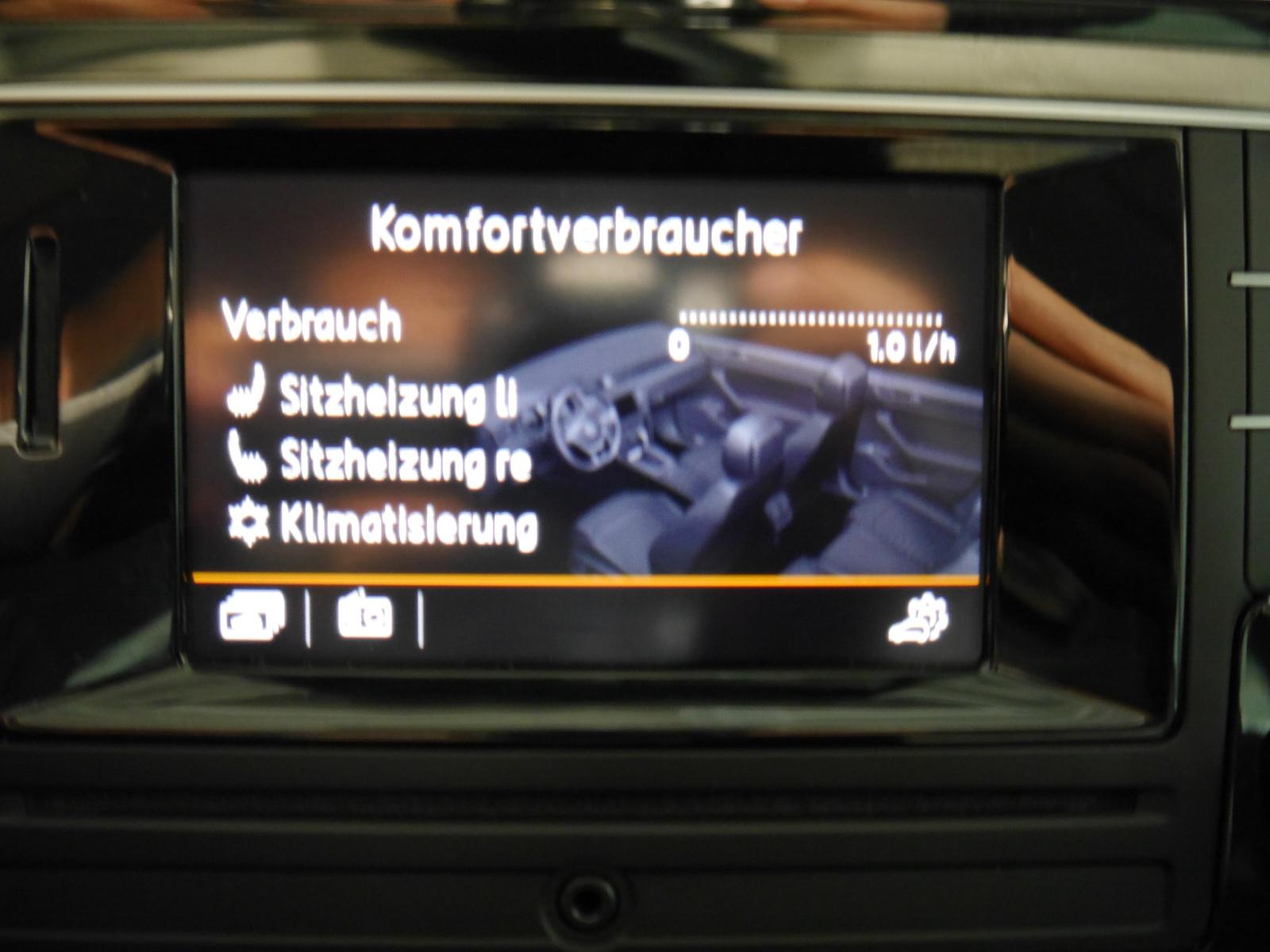 Volkswagen Passat Lim. Highline*DAB*Alcantar*